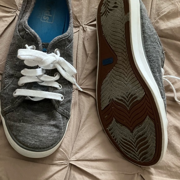 Keds women size 6.5 - Picture 2 of 3